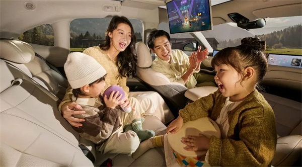 升艙不加價！“滿配SUV”全新智己LS6劇院版上市，權益價21.99萬~28.29萬元