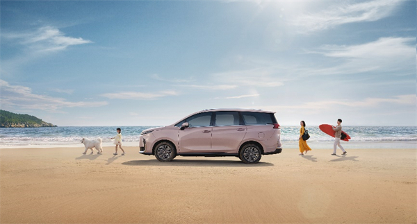 全球唯一10萬(wàn)級(jí)混動(dòng)MPV——上汽大通 G50 混動(dòng)上市，售價(jià)13.98萬(wàn)起